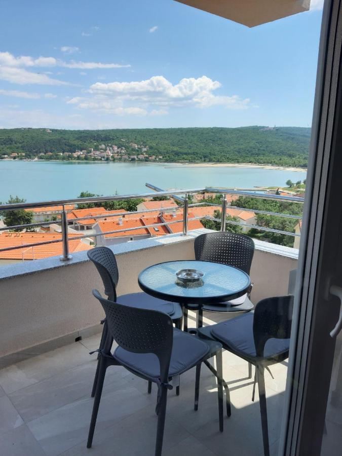 Gita Apartmani Čižići Exteriör bild