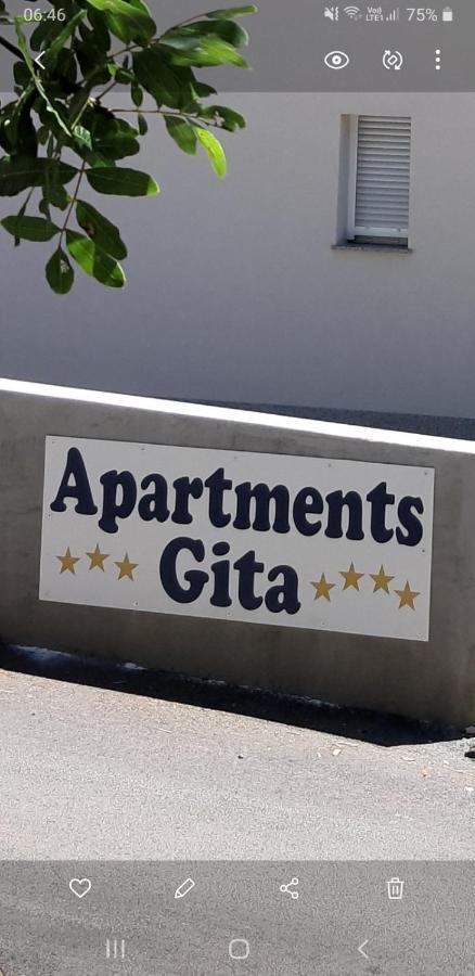 Gita Apartmani Čižići Exteriör bild