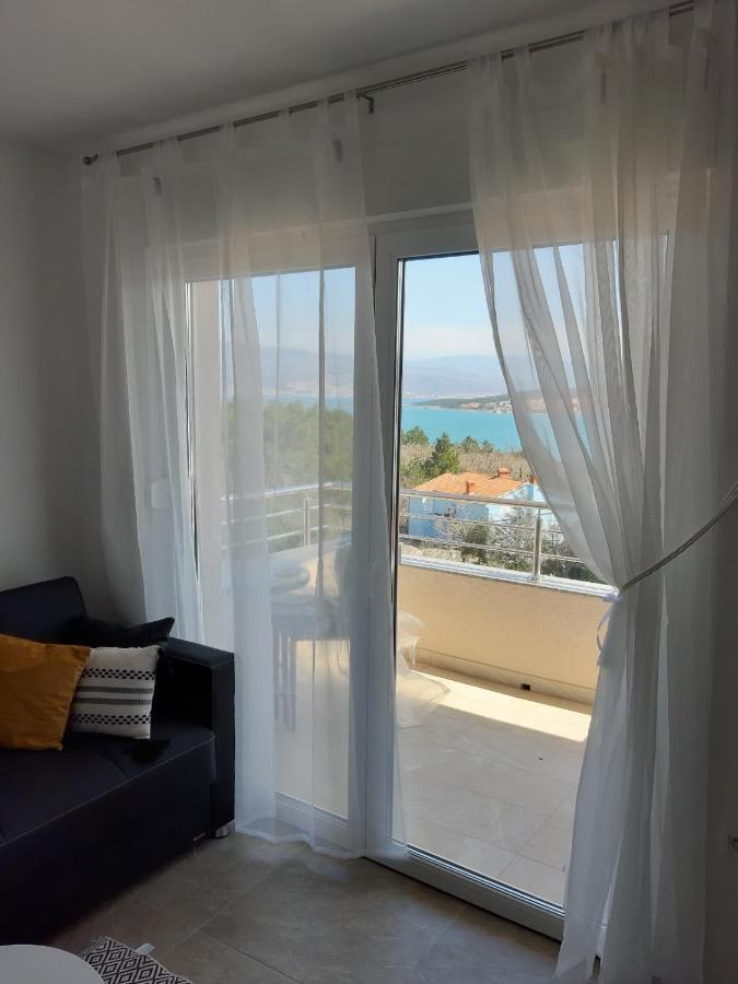 Gita Apartmani Čižići Exteriör bild