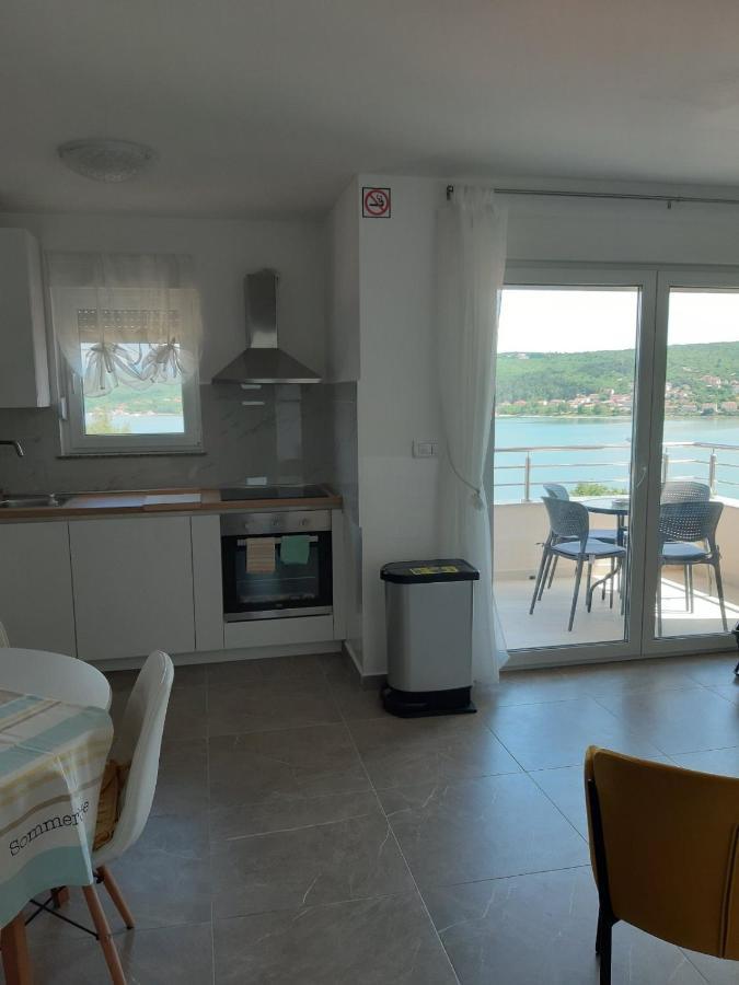 Gita Apartmani Čižići Exteriör bild