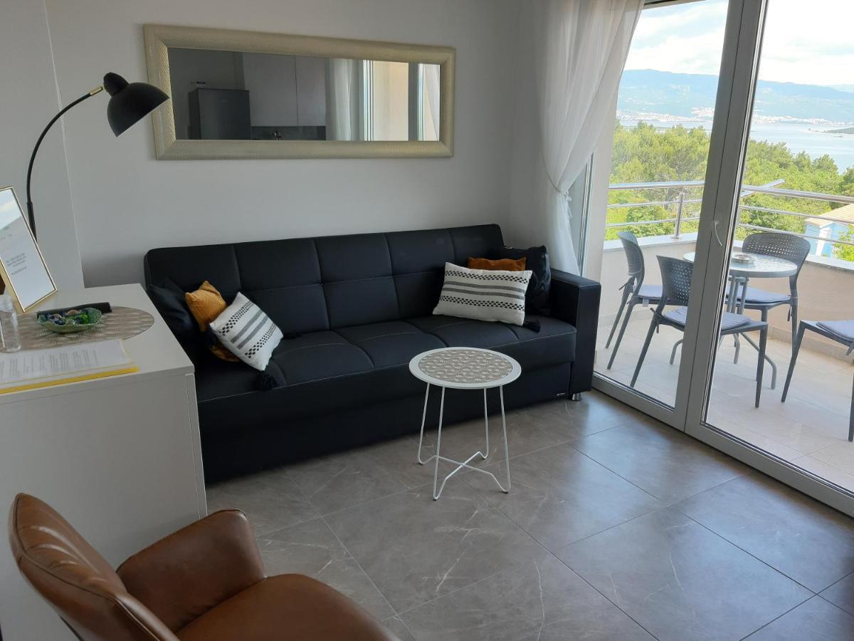 Gita Apartmani Čižići Exteriör bild